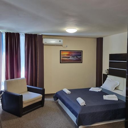 Хотел Европа Montana Extérieur photo