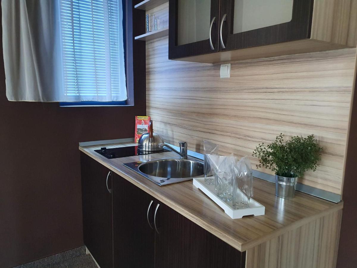 Хотел Европа Montana Extérieur photo
