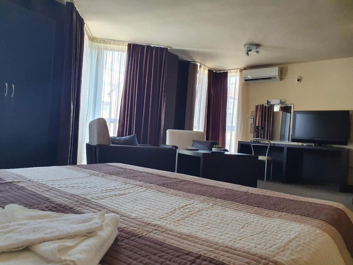 Хотел Европа Montana Extérieur photo