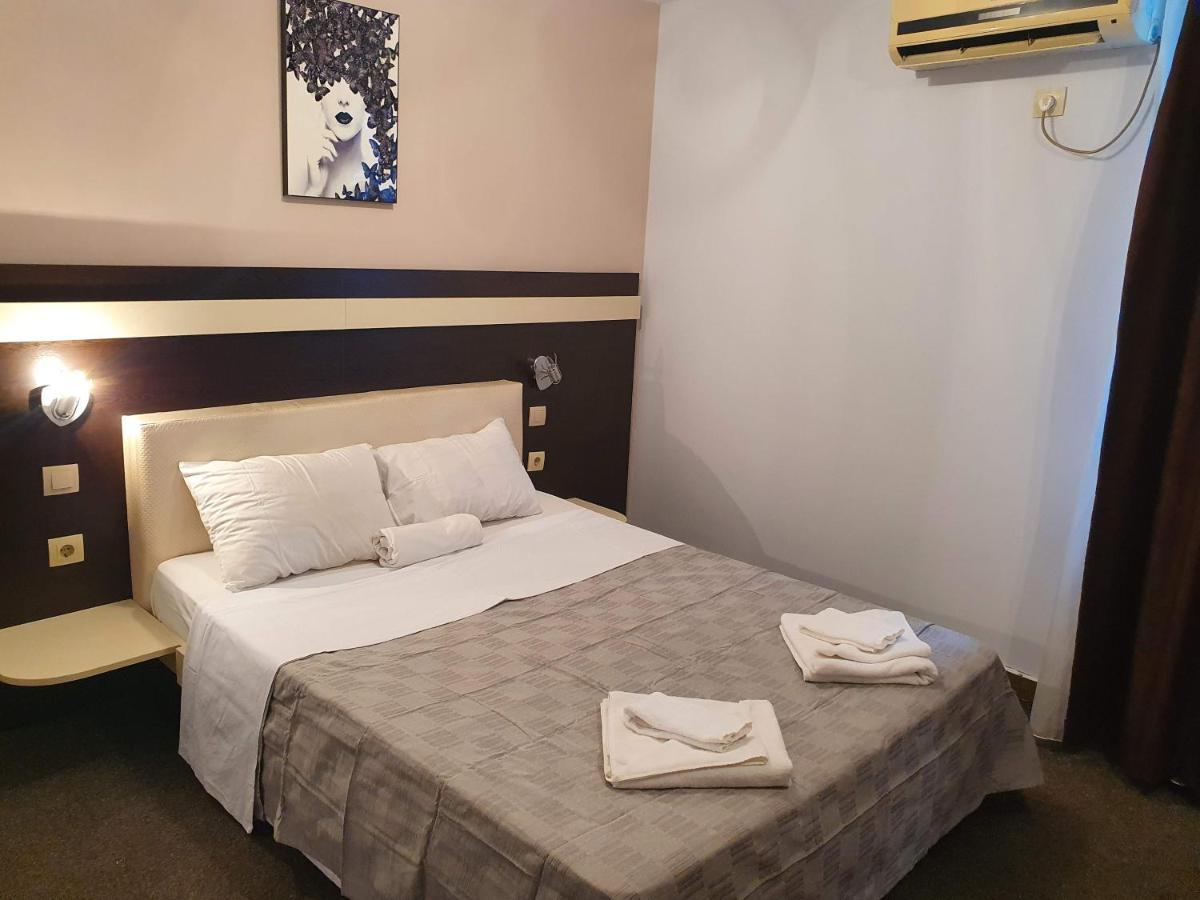 Хотел Европа Montana Extérieur photo