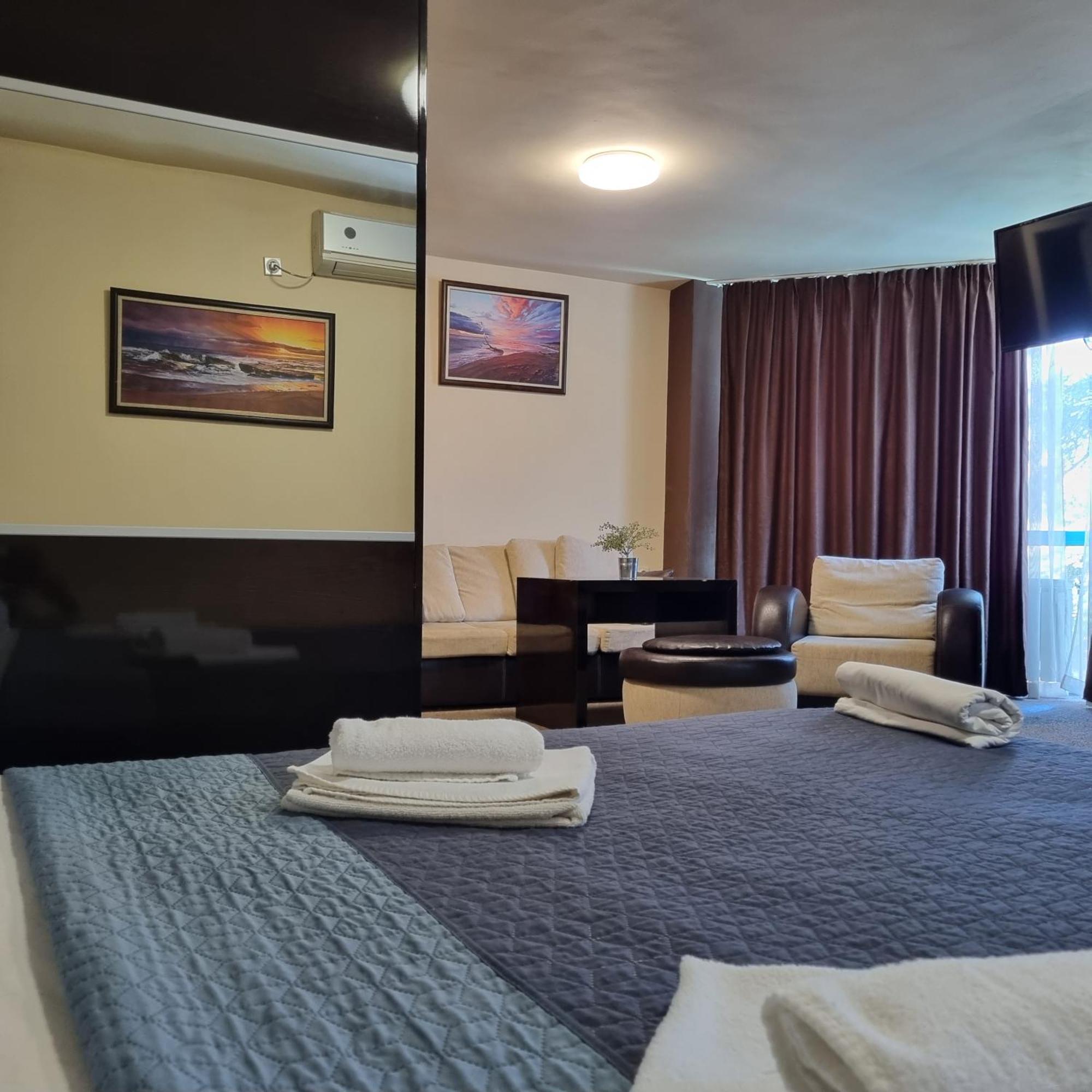 Хотел Европа Montana Extérieur photo